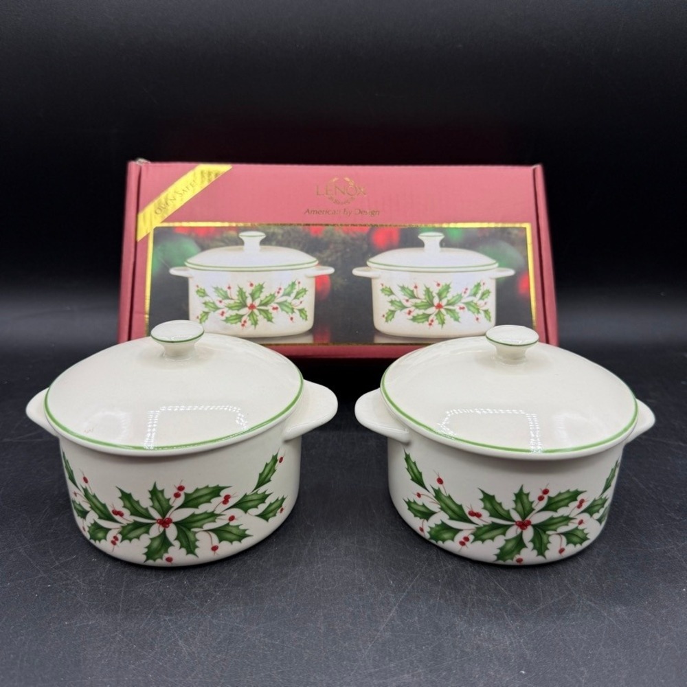 Lenox Holiday Mini Casserole Set of 2 Christmas Holly Berry Cream Ceramic Baker